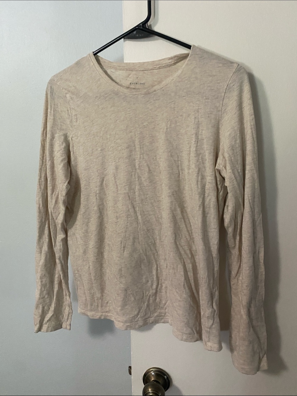 Everlane 100% Organic Cotton Long-Sleeve Tee